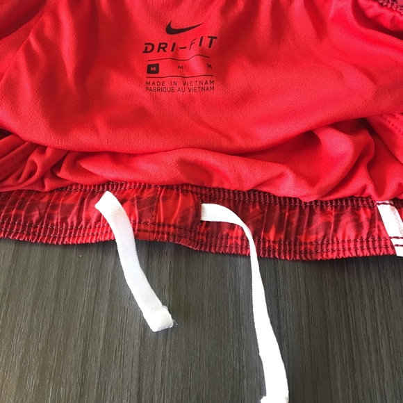 Girls Nike shorts Size M - Picture 5 of 9